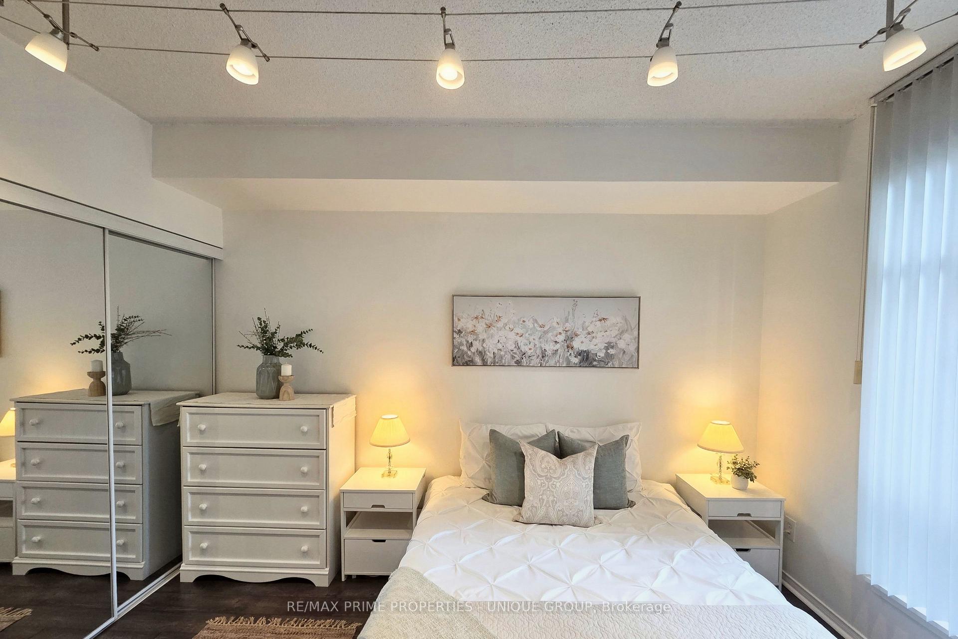Photo 19 of Unit 1005, 99 Hayden Street, Toronto, Church-Yonge Corridor — HOMEH