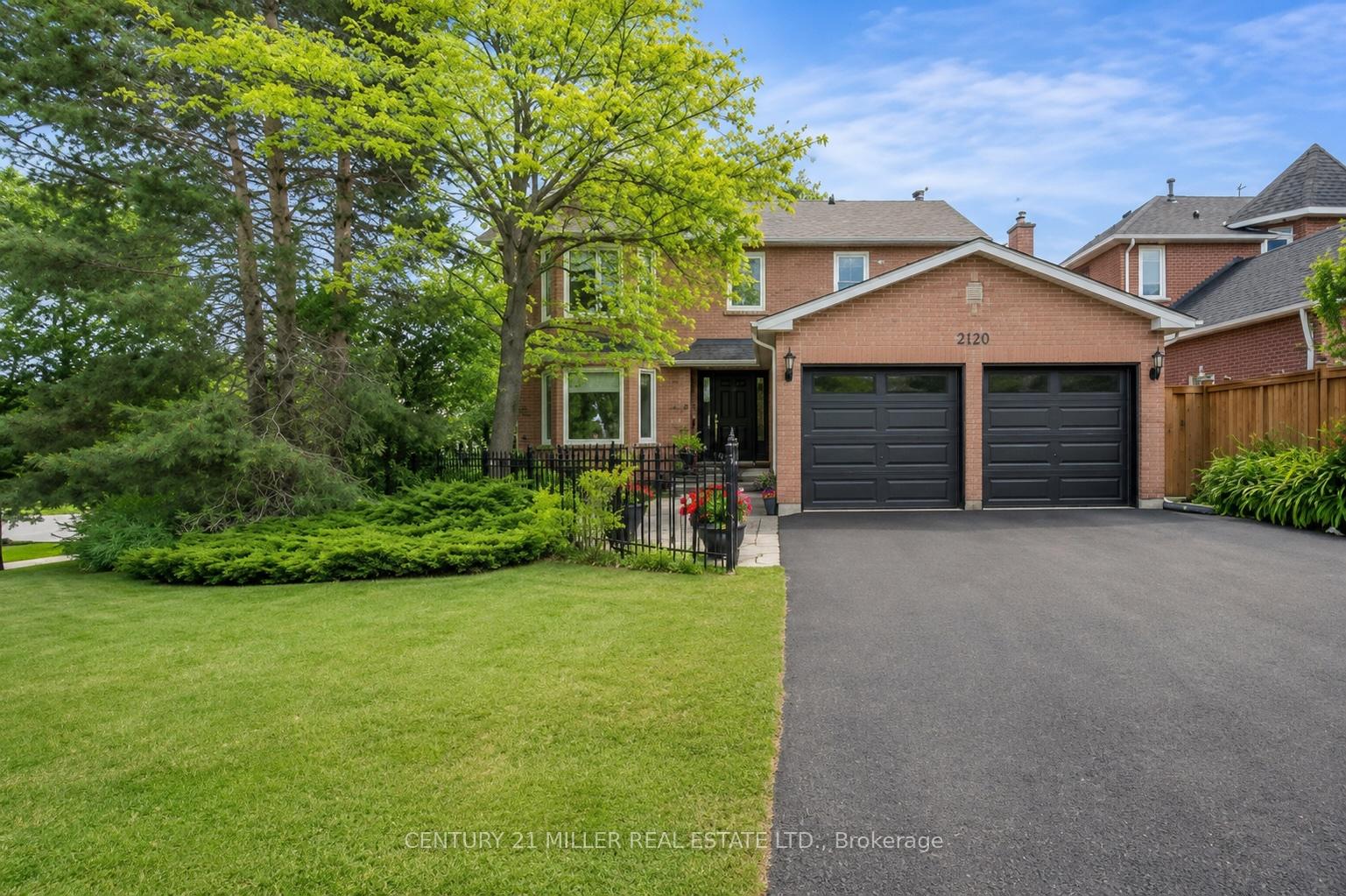 Photo 2 of 2120 Sixth Line, Oakville, River Oaks — HOMEH