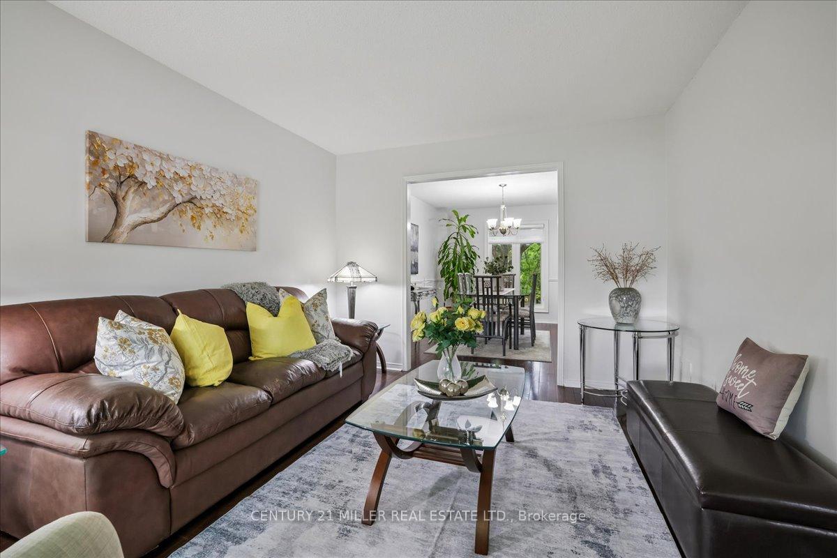 Photo 6 of 2120 Sixth Line, Oakville, River Oaks — HOMEH