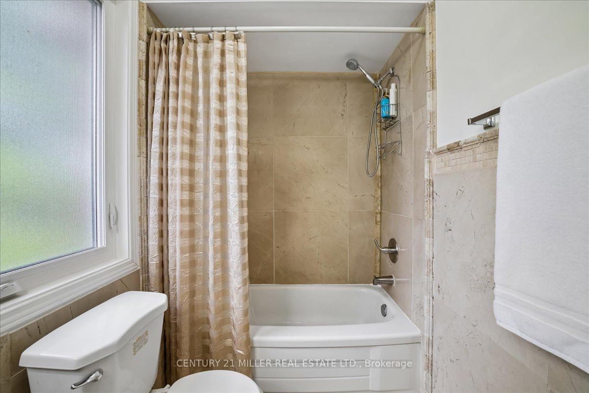 Photo 25 of 2120 Sixth Line, Oakville, River Oaks — HOMEH