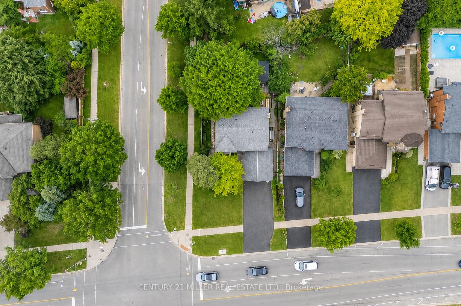 Photo 39 of 2120 Sixth Line, Oakville, River Oaks — HOMEH