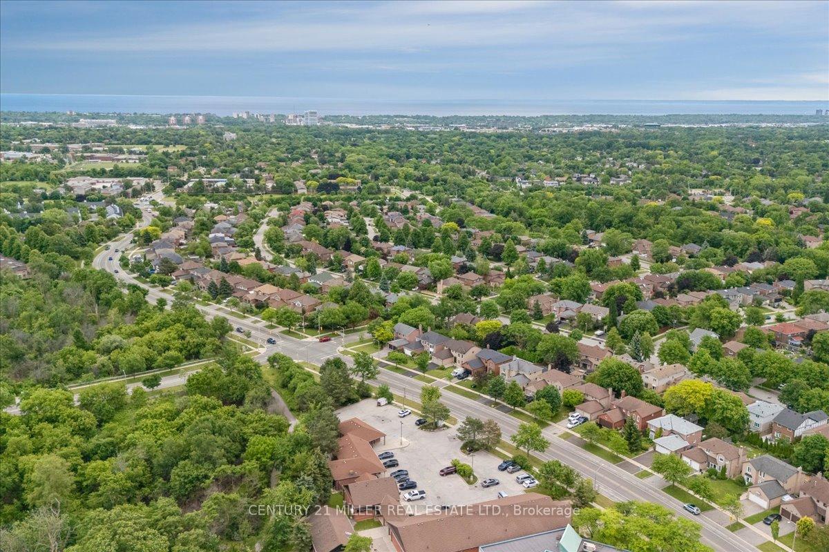 Photo 41 of 2120 Sixth Line, Oakville, River Oaks — HOMEH