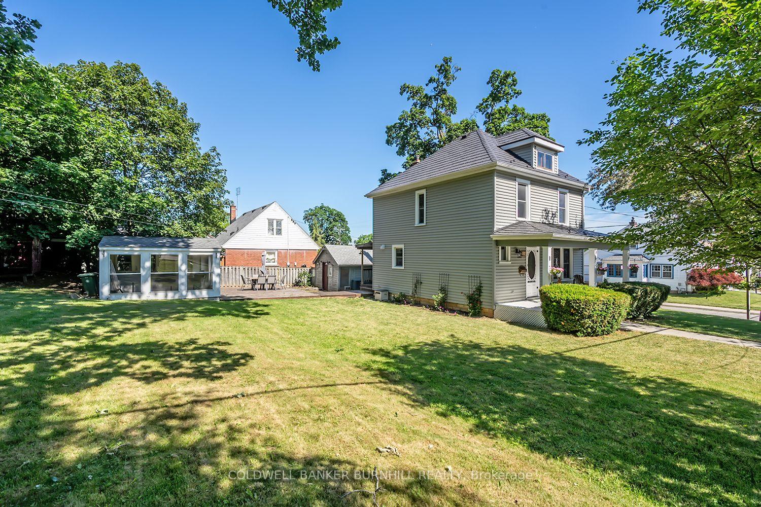 Photo 4 of 20 Wardrope Avenue, Hamilton, Stoney Creek — HOMEH
