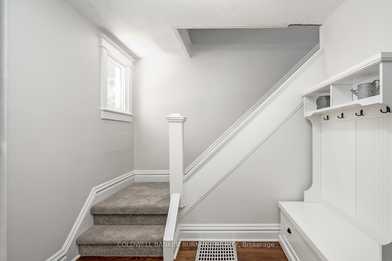 Photo 9 of 20 Wardrope Avenue, Hamilton, Stoney Creek — HOMEH