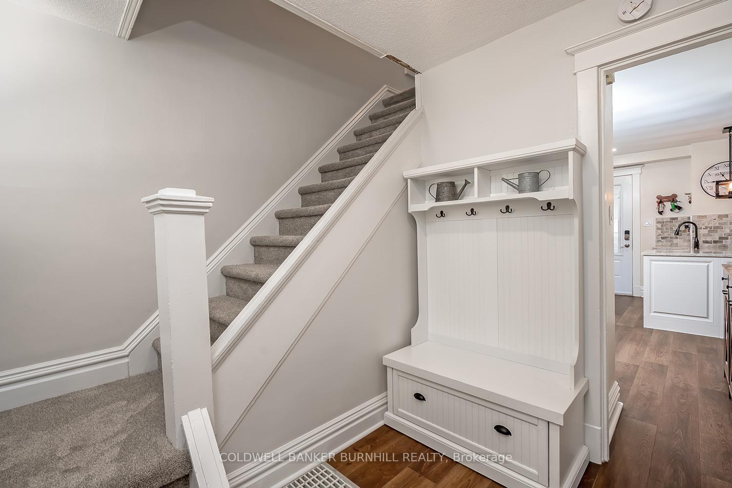 Photo 10 of 20 Wardrope Avenue, Hamilton, Stoney Creek — HOMEH