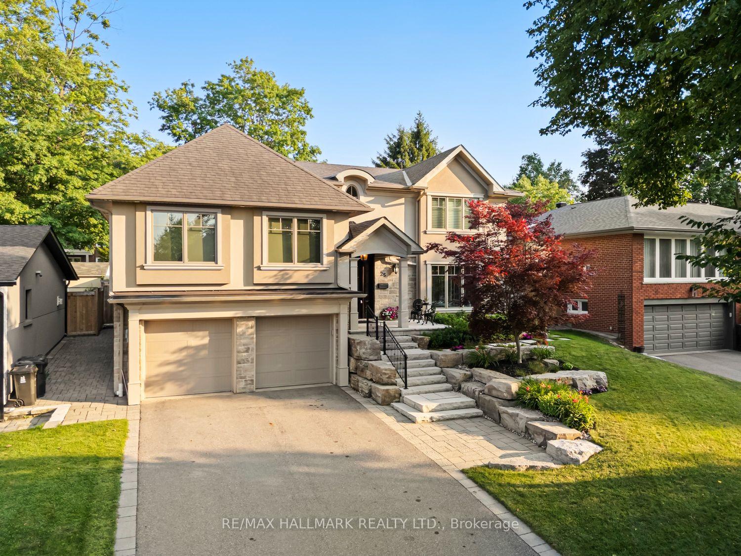 Photo 1 of 25 Queensborough Crescent, Etobicoke, Willowridge-Martingrove-Richview — HOMEH