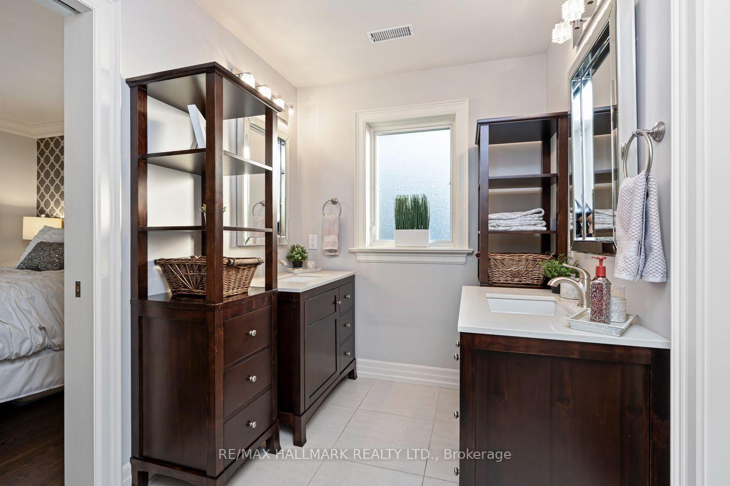 Photo 27 of 25 Queensborough Crescent, Etobicoke, Willowridge-Martingrove-Richview — HOMEH