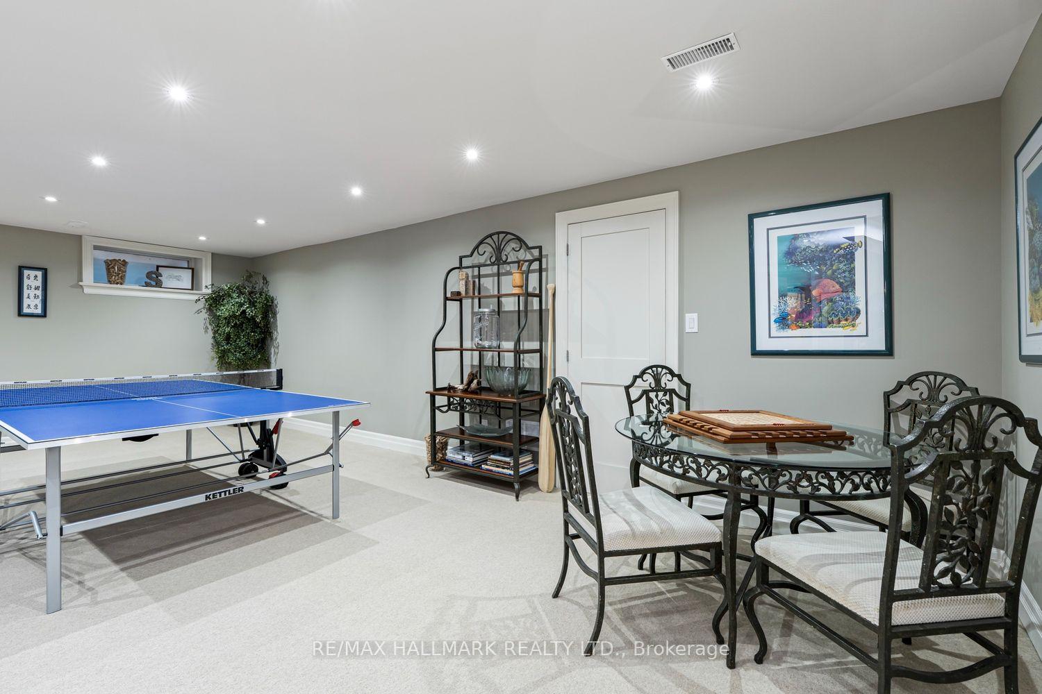 Photo 34 of 25 Queensborough Crescent, Etobicoke, Willowridge-Martingrove-Richview — HOMEH