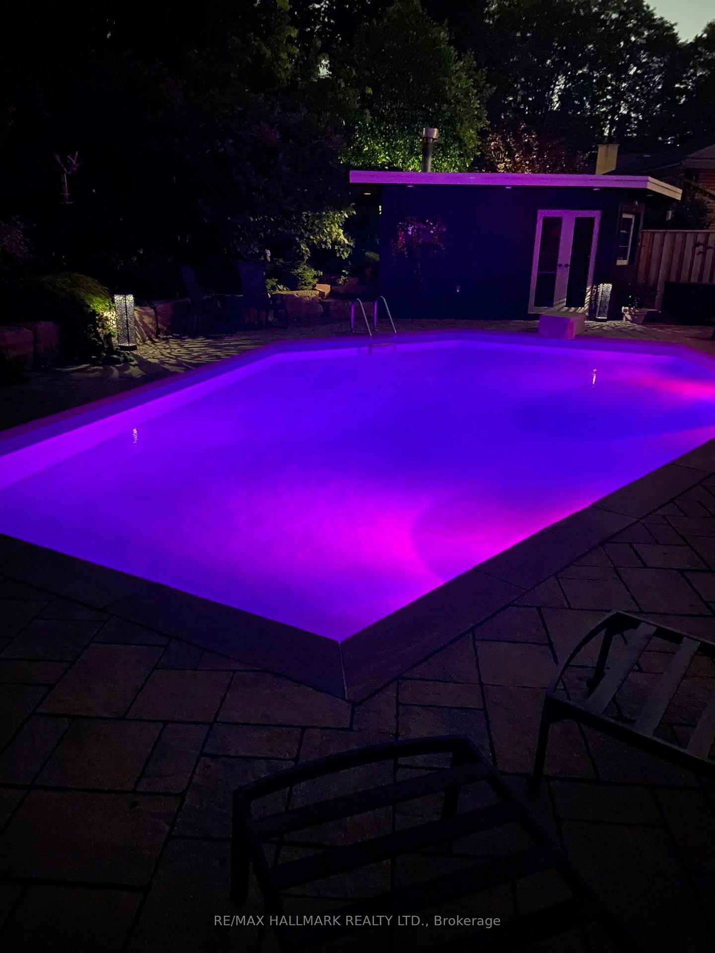 Photo 47 of 25 Queensborough Crescent, Etobicoke, Willowridge-Martingrove-Richview — HOMEH