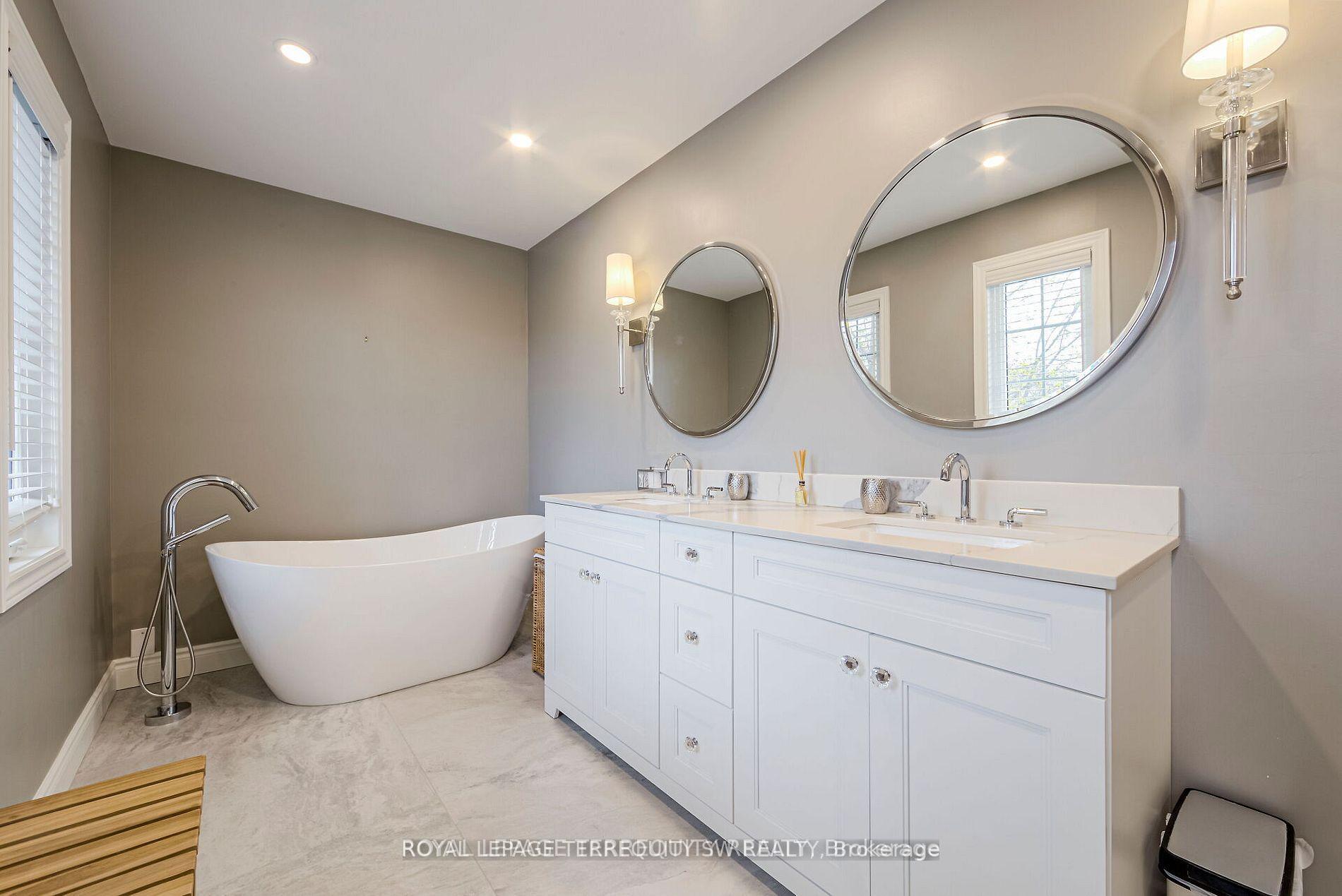 Photo 24 of 2025 Parklane Crescent, Burlington, Rose — HOMEH