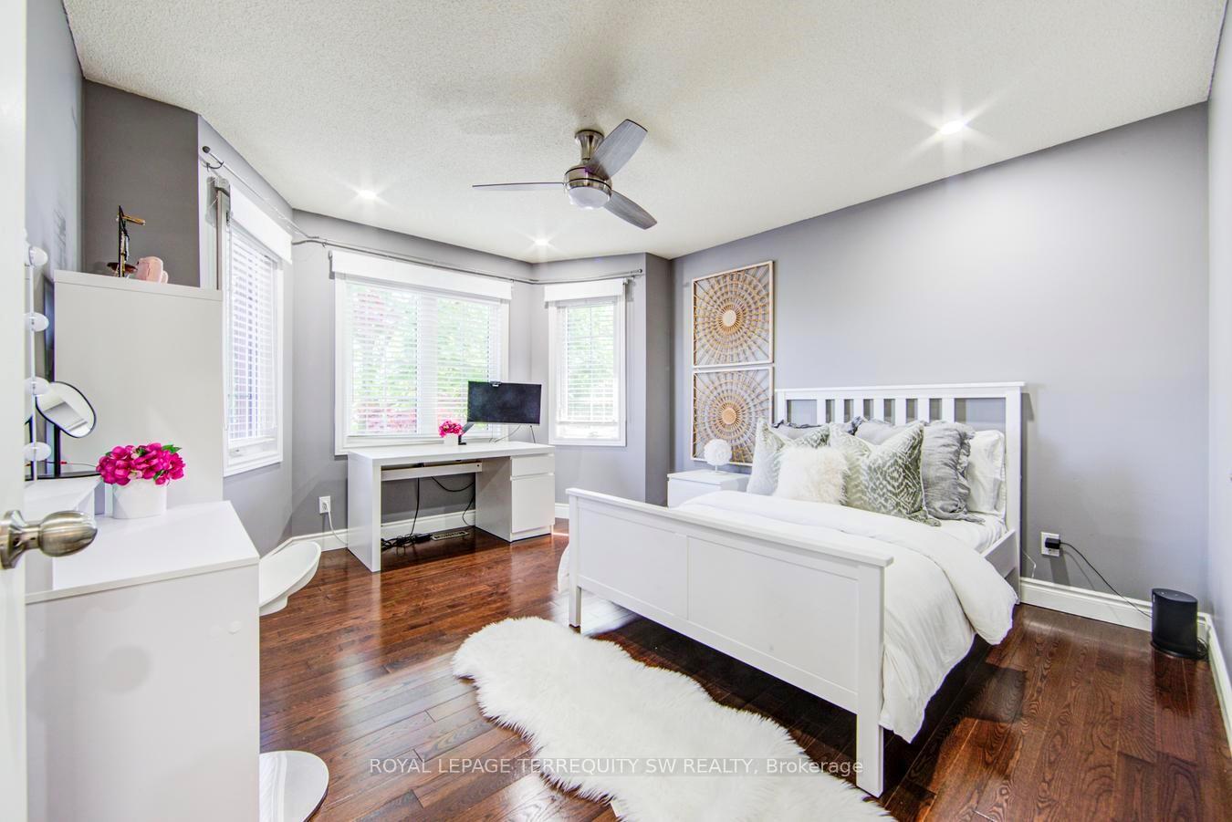Photo 33 of 2025 Parklane Crescent, Burlington, Rose — HOMEH
