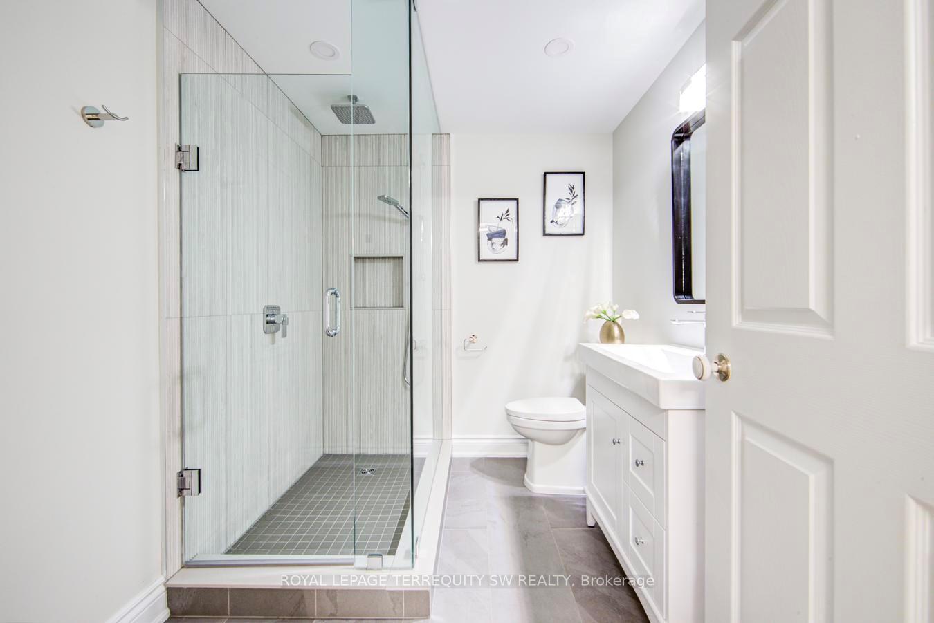 Photo 35 of 2025 Parklane Crescent, Burlington, Rose — HOMEH