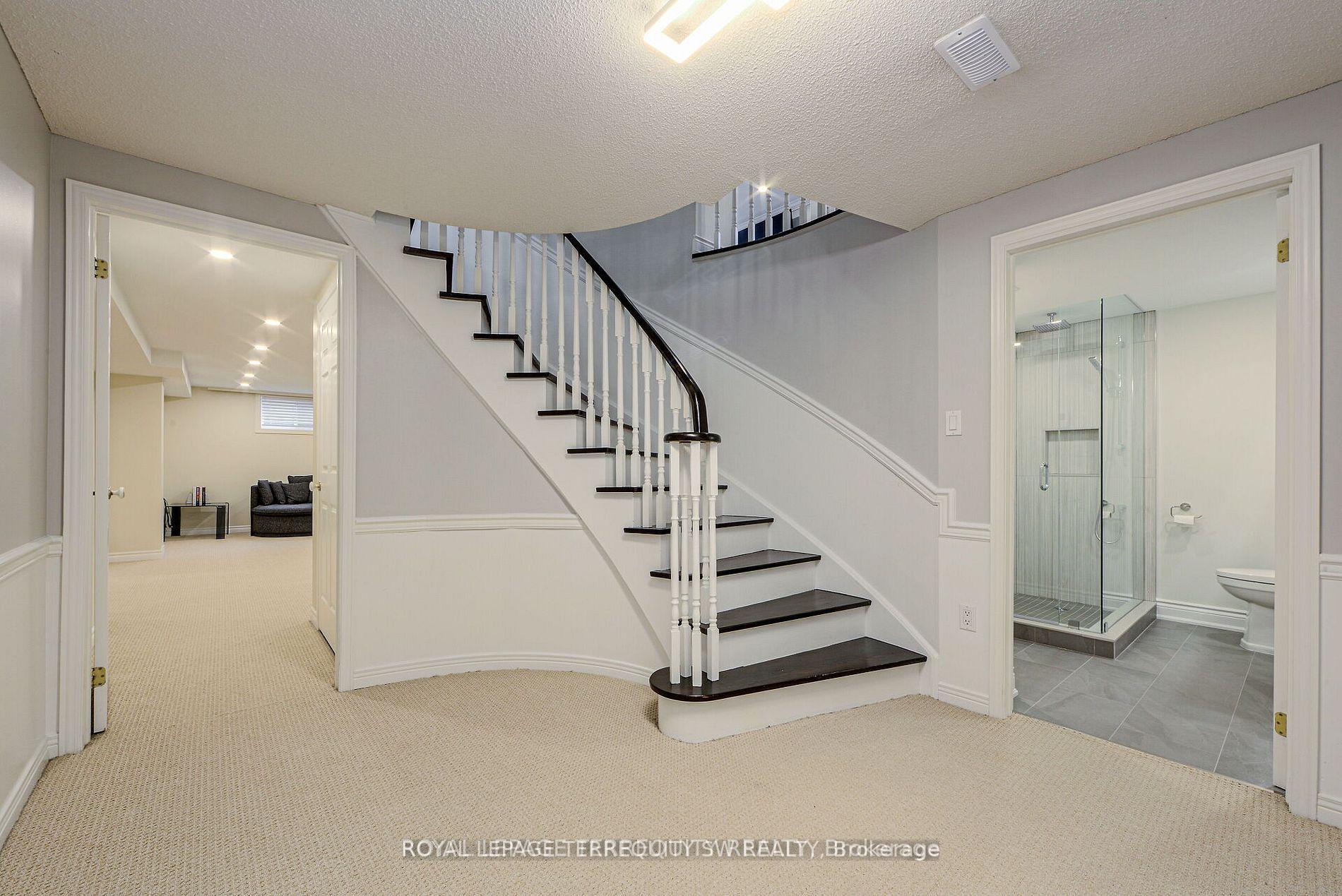 Photo 37 of 2025 Parklane Crescent, Burlington, Rose — HOMEH