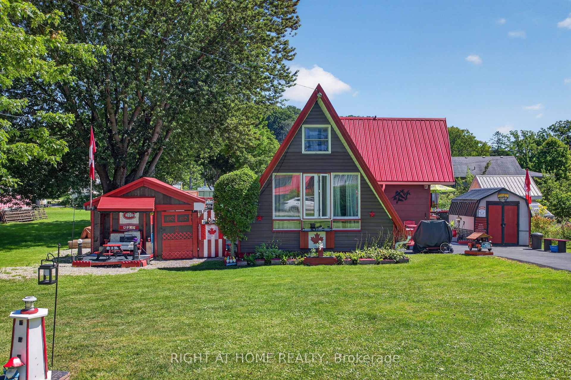 Photo 1 of 3612 Imperial Road, Malahide, Rural Malahide — HOMEH