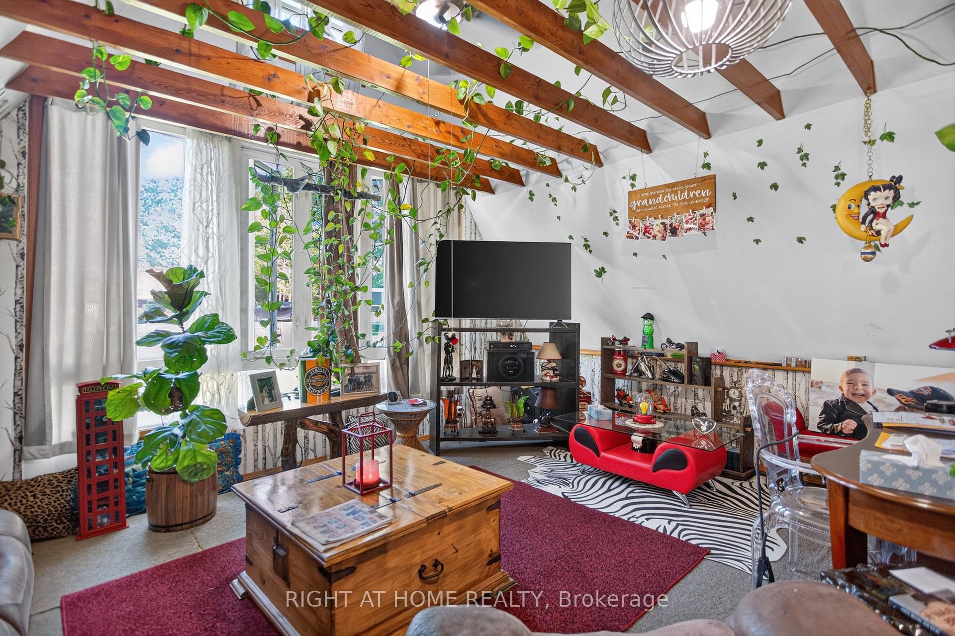 Photo 14 of 3612 Imperial Road, Malahide, Rural Malahide — HOMEH