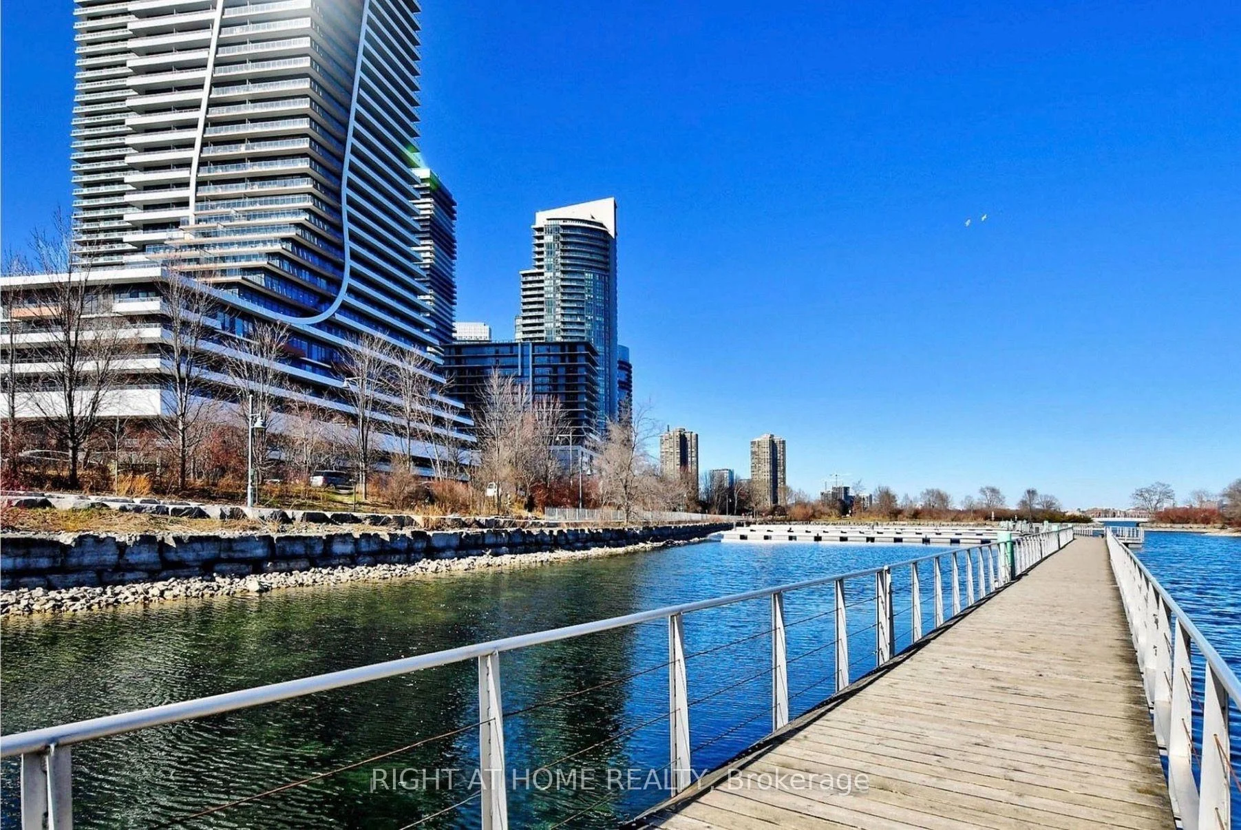 Photo 38 of Unit LPH02B, 20 Shore Breeze Drive, Etobicoke, Mimico — HOMEH