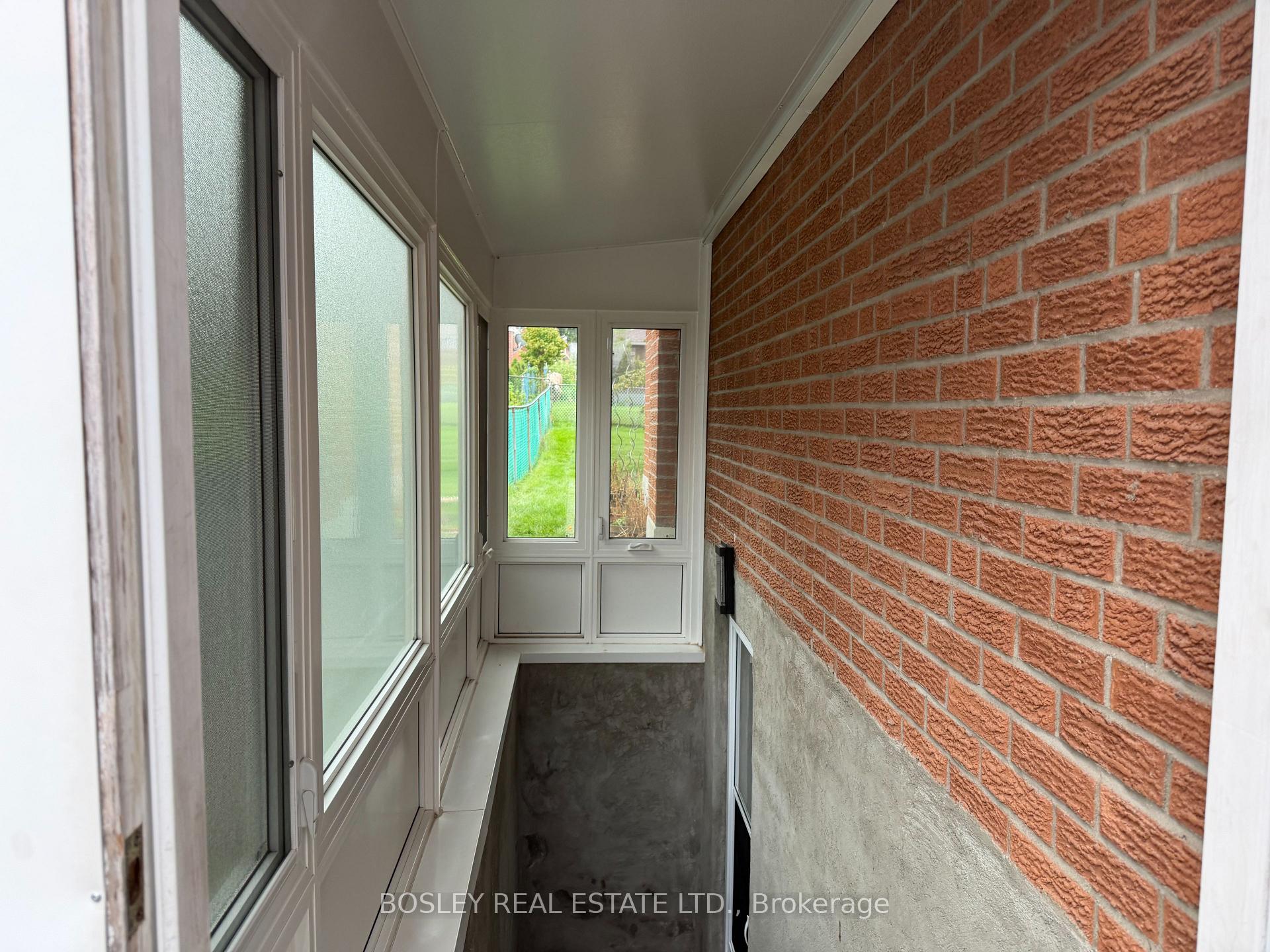 Photo 5 of Unit Lower, 63 Ernest Avenue, North York, Pleasant View — HOMEH