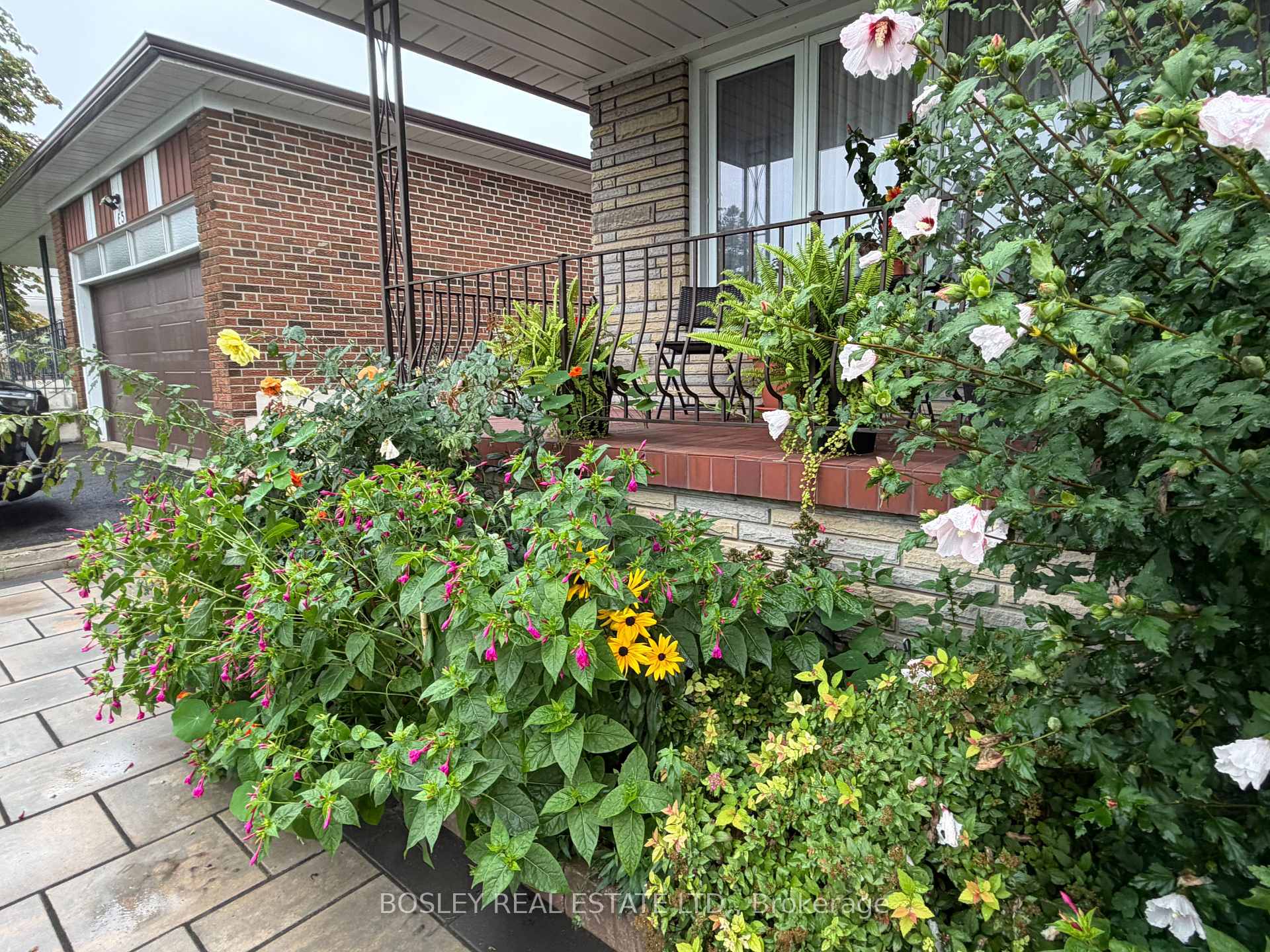 Photo 12 of Unit Lower, 63 Ernest Avenue, North York, Pleasant View — HOMEH