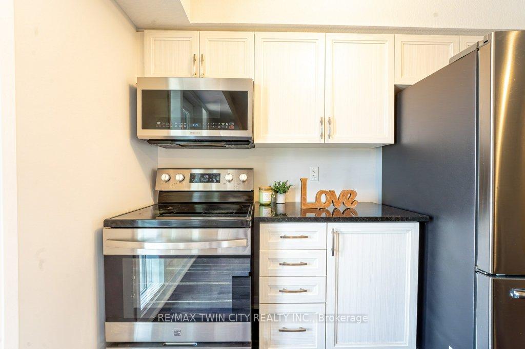 Photo 11 of Unit 29B, 1989 Ottawa Street S, Kitchener, Larentian West — HOMEH