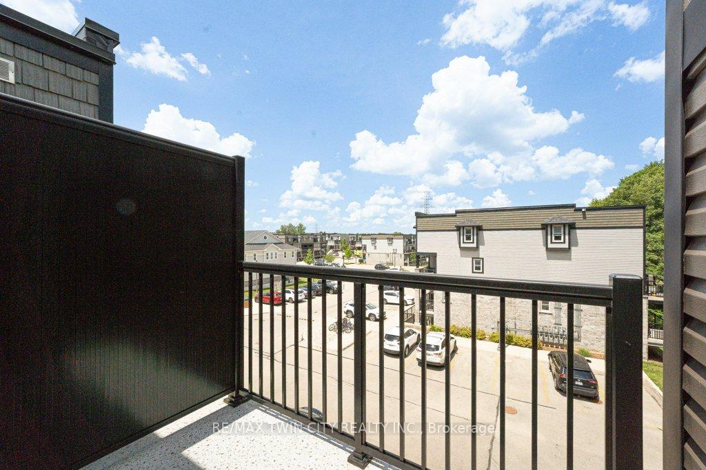 Photo 21 of Unit 29B, 1989 Ottawa Street S, Kitchener, Larentian West — HOMEH