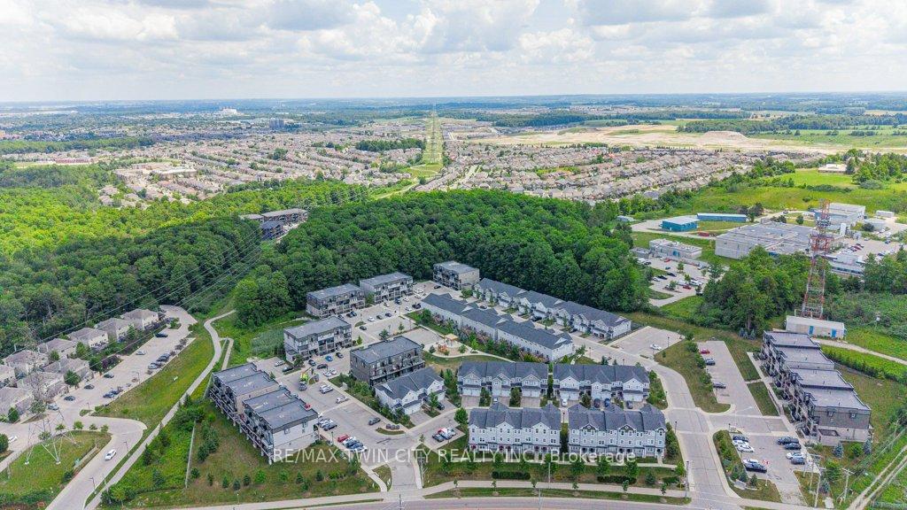 Photo 27 of Unit 29B, 1989 Ottawa Street S, Kitchener, Larentian West — HOMEH