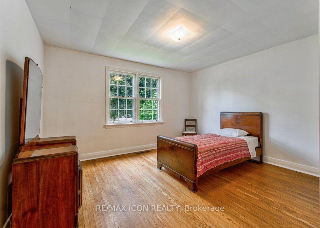 Photo 9 of 321 Highland Parkway, Cambridge, Galt City Centre — HOMEH