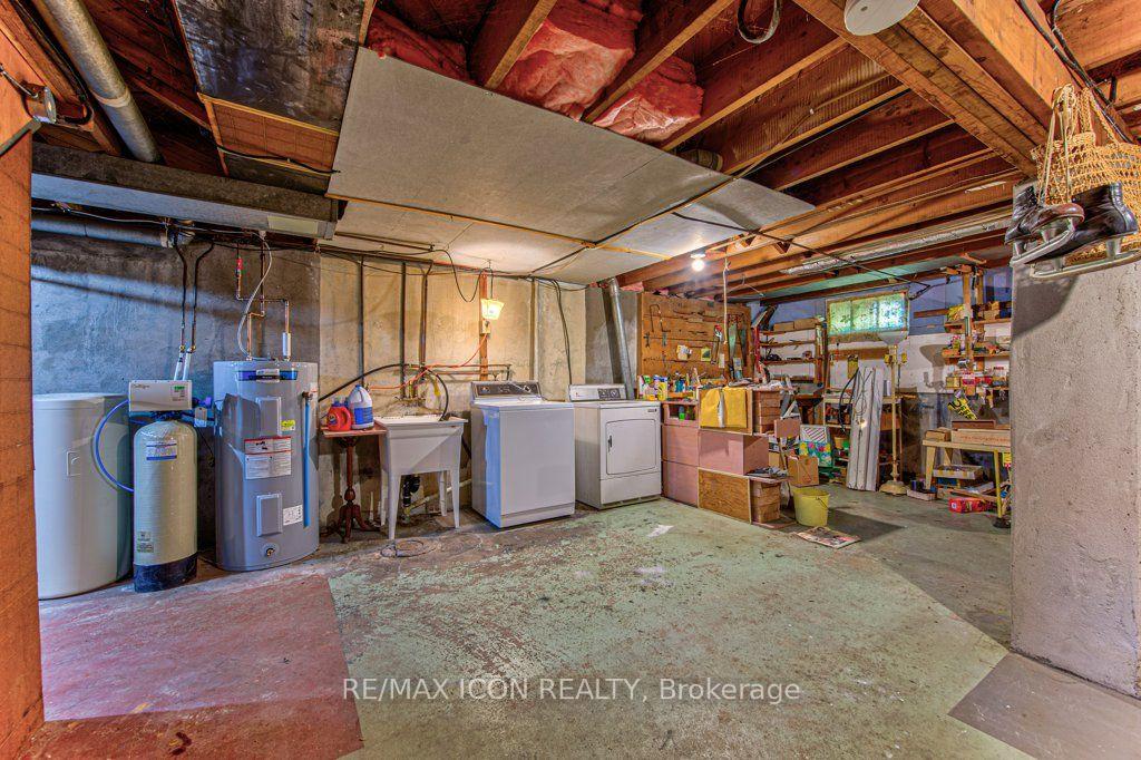 Photo 11 of 321 Highland Parkway, Cambridge, Galt City Centre — HOMEH
