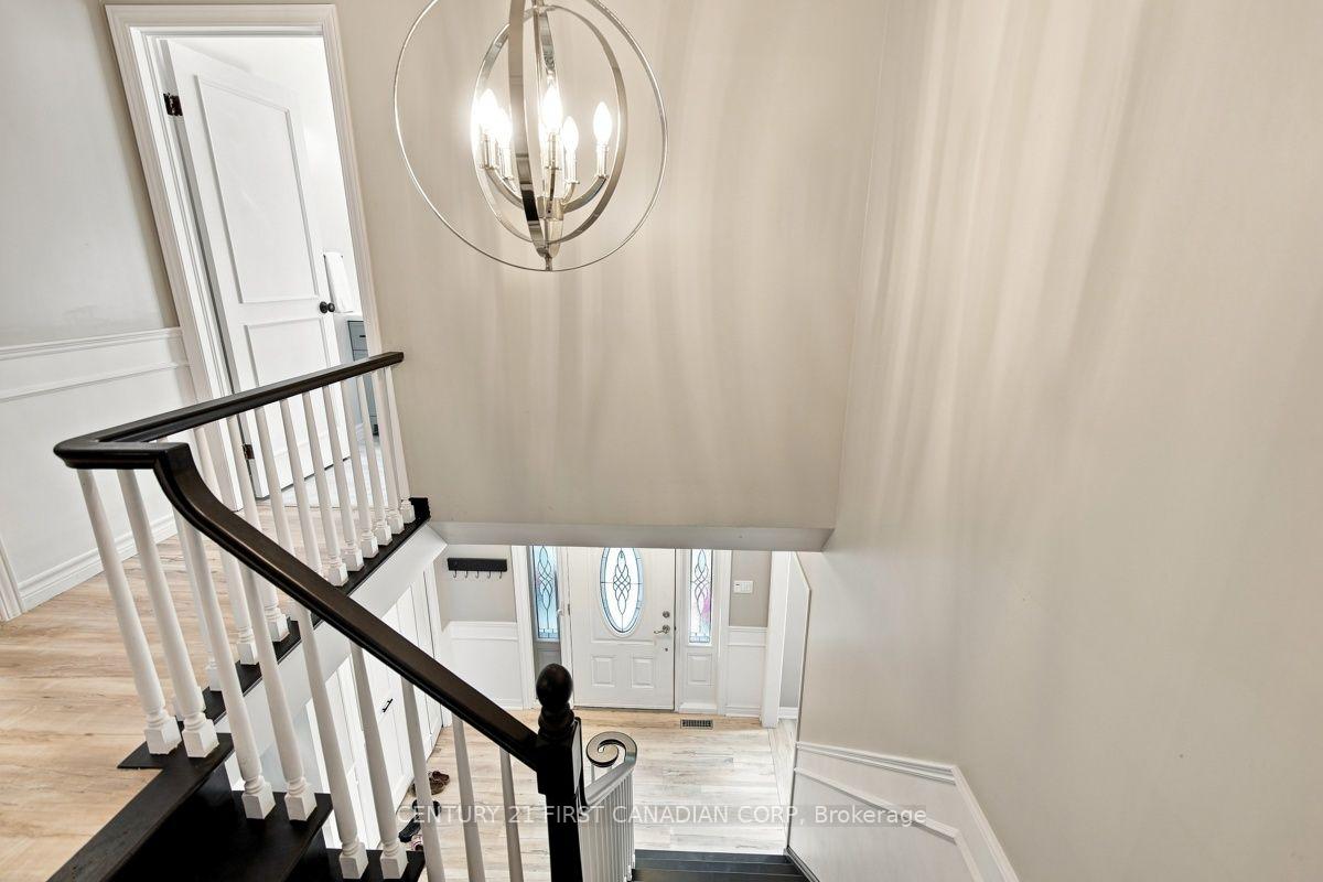 Photo 27 of 199 Somerset Crescent, London, South K — HOMEH