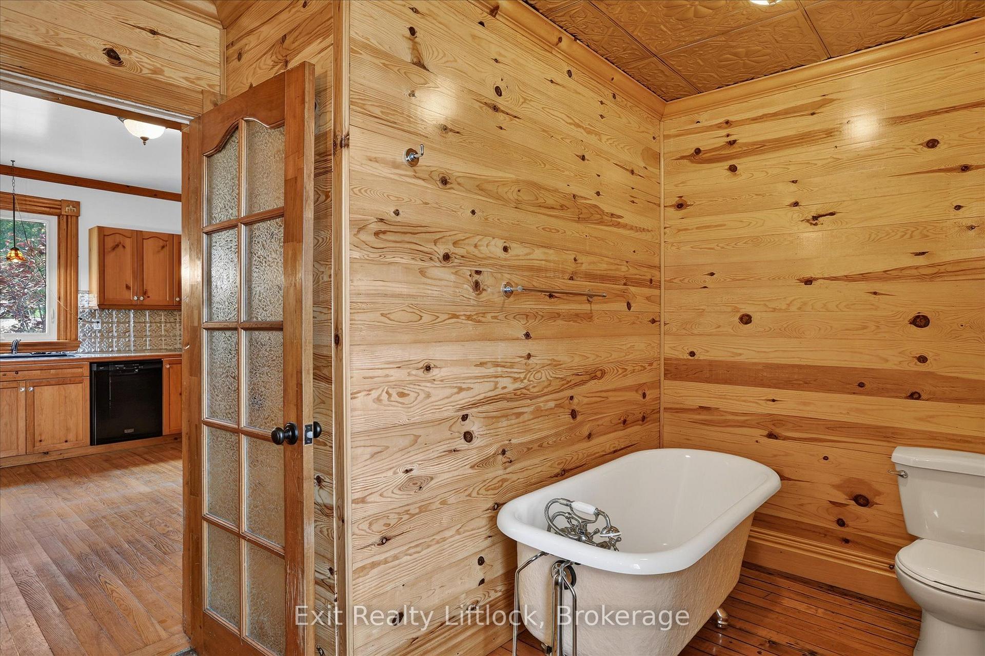 Photo 10 of 620 Stewart Line, Cavan Monaghan, Cavan Twp — HOMEH