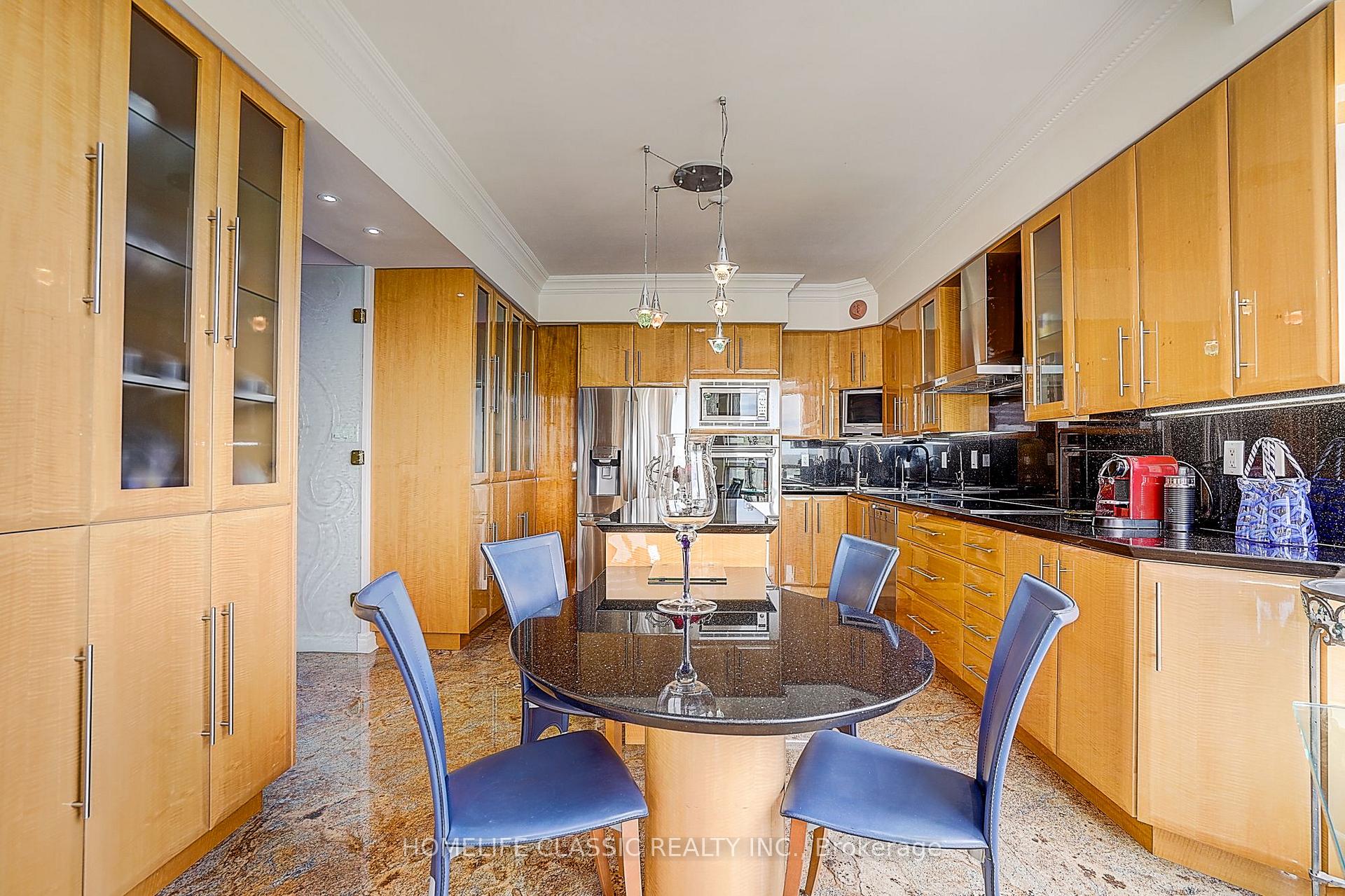 Photo 18 of Unit PH 7, 1 Clark Avenue, Vaughan, Crestwood-Springfarm-Yorkhill — HOMEH