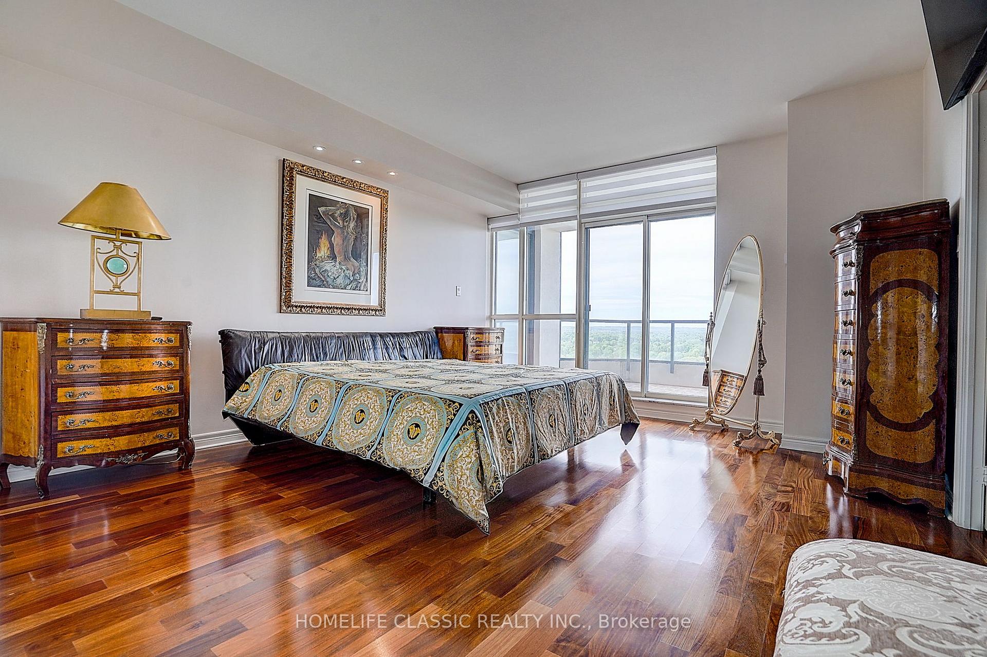 Photo 33 of Unit PH 7, 1 Clark Avenue, Vaughan, Crestwood-Springfarm-Yorkhill — HOMEH