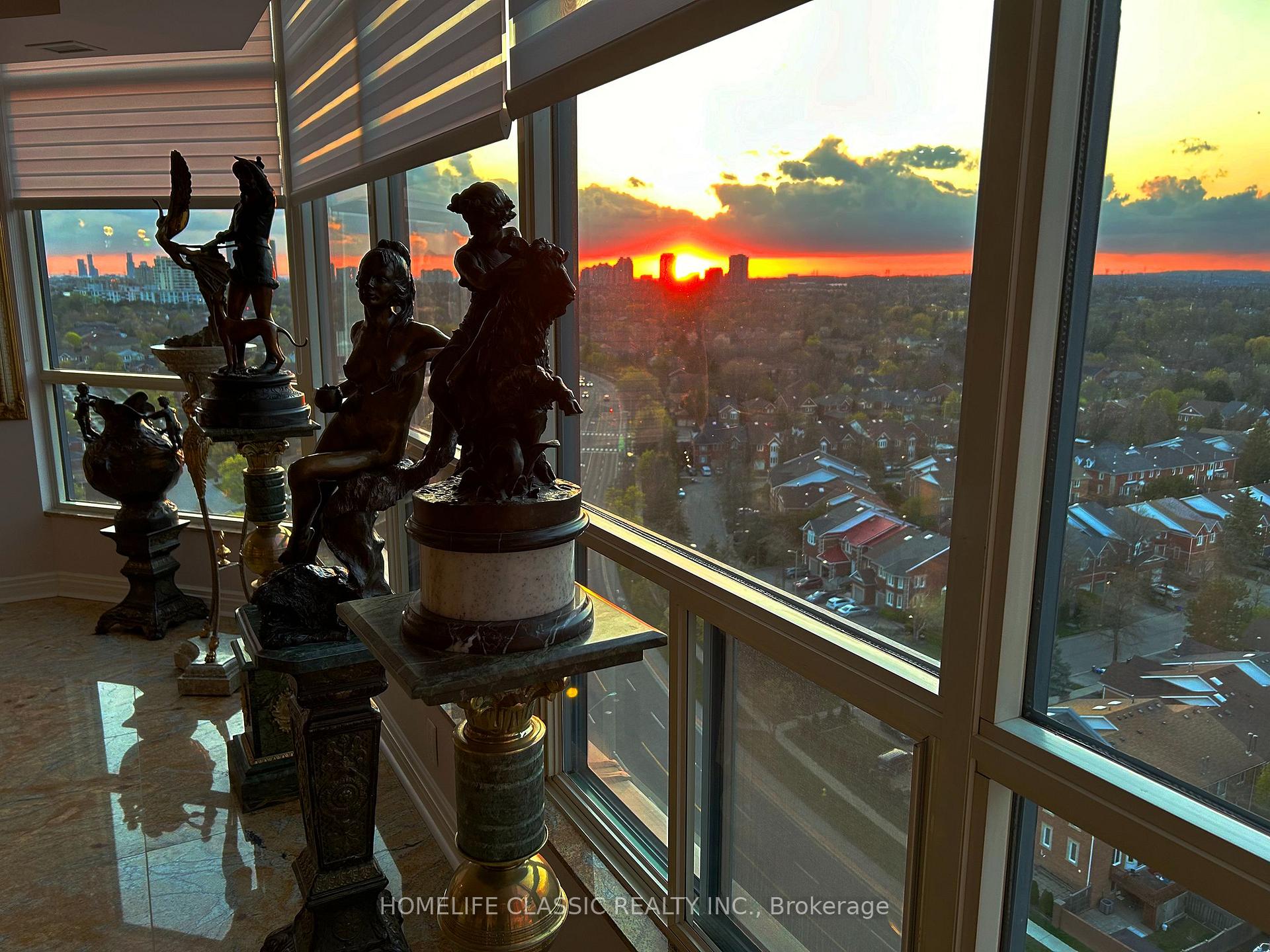 Photo 43 of Unit PH 7, 1 Clark Avenue, Vaughan, Crestwood-Springfarm-Yorkhill — HOMEH