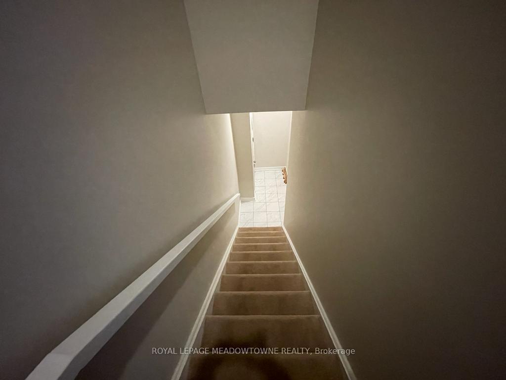 Photo 3 of Unit 308, 3058 Sixth Line, Oakville, Glenorchy — HOMEH