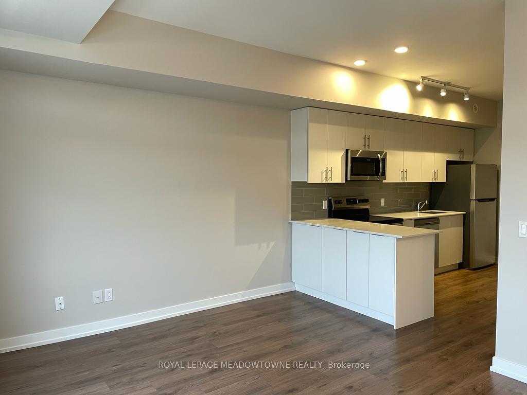Photo 7 of Unit 308, 3058 Sixth Line, Oakville, Glenorchy — HOMEH