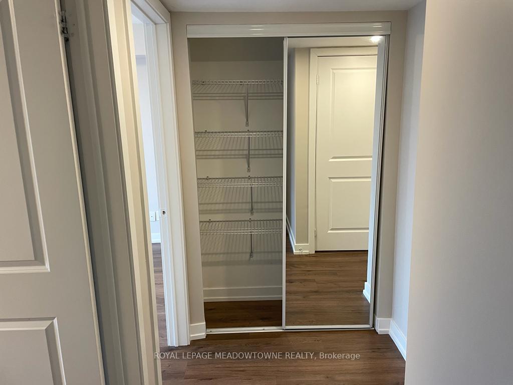 Photo 14 of Unit 308, 3058 Sixth Line, Oakville, Glenorchy — HOMEH