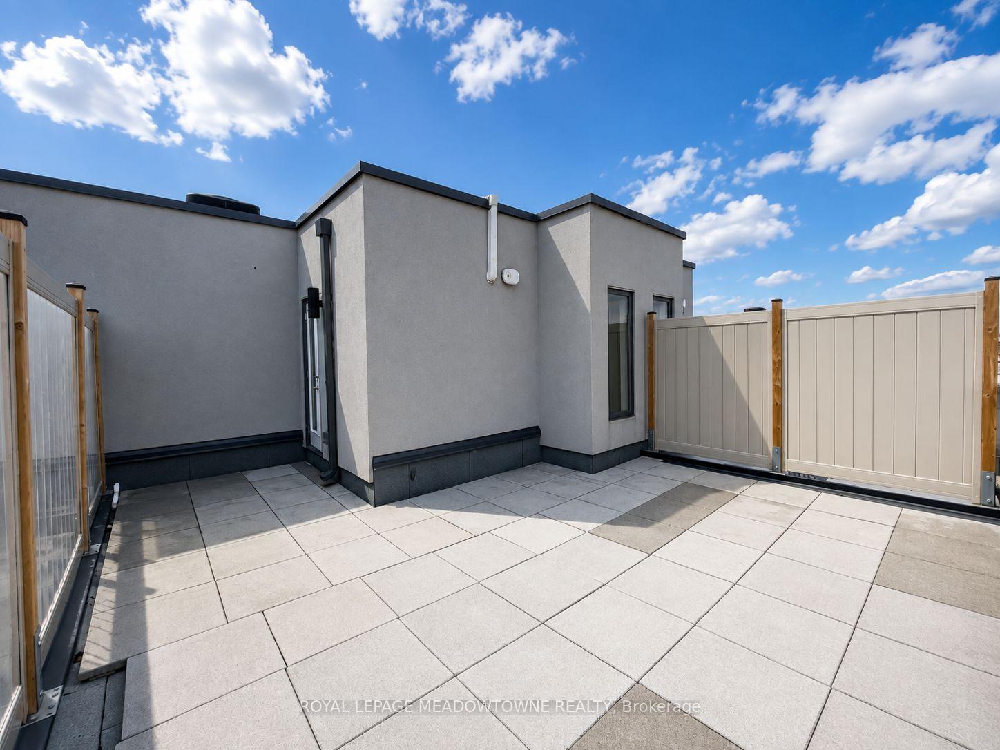 Photo 18 of Unit 308, 3058 Sixth Line, Oakville, Glenorchy — HOMEH