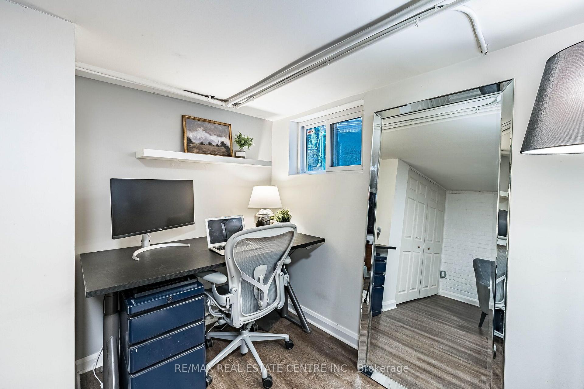 Photo 24 of 14 Wildwood Crescent, Toronto, Woodbine Corridor — HOMEH