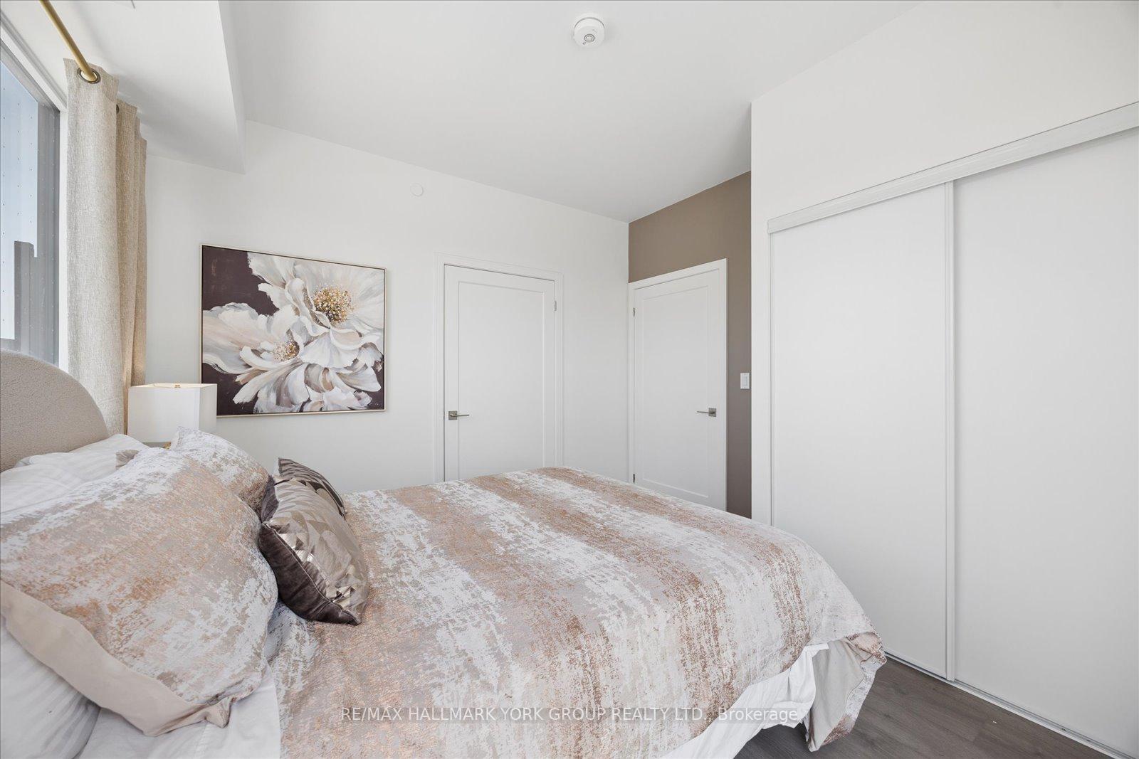 Photo 18 of Unit 409, 705 Davis Drive, Newmarket, Huron Heights-Leslie Valley — HOMEH