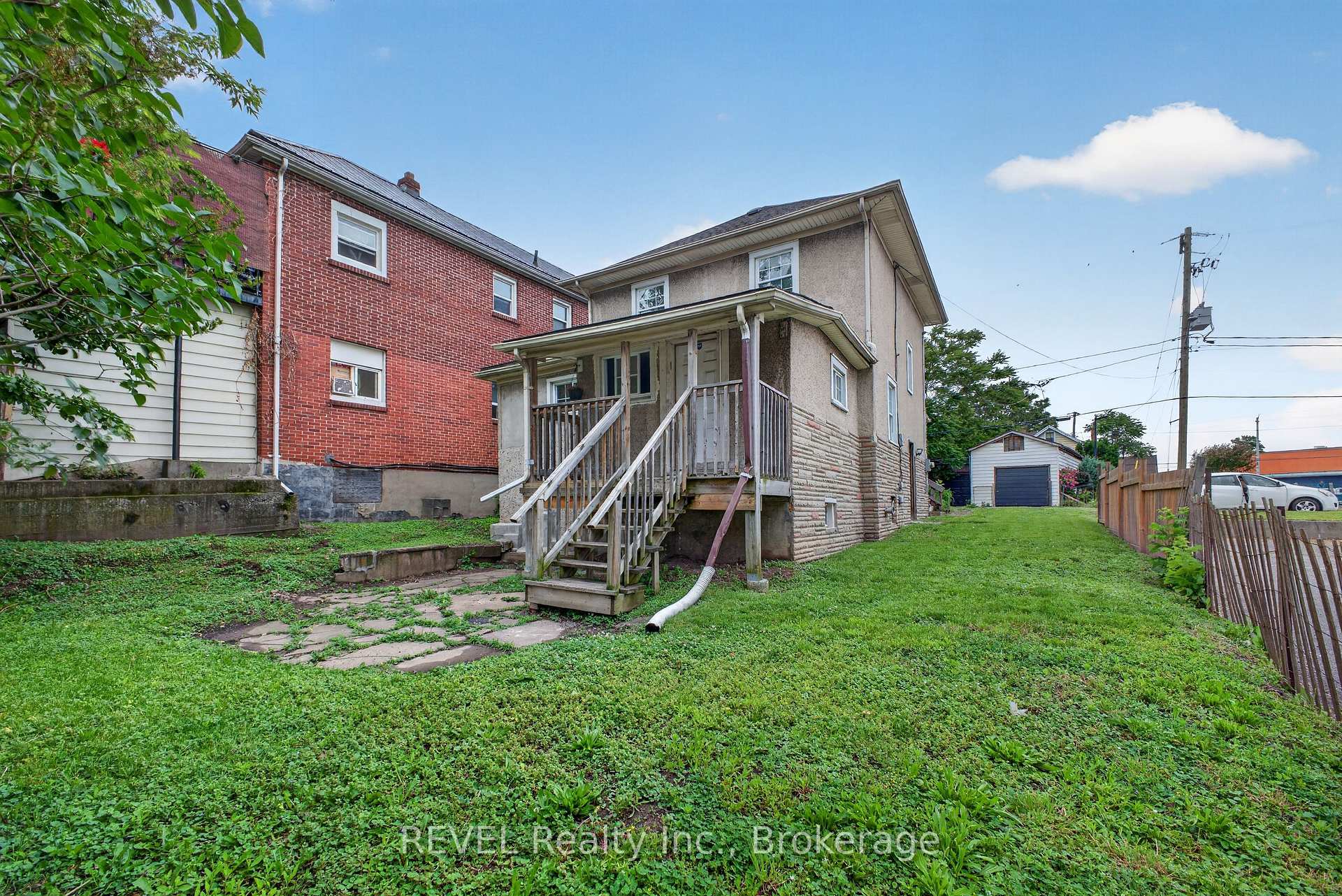 Photo 14 of 64 Division Street, St. Catharines, E. Chester — HOMEH
