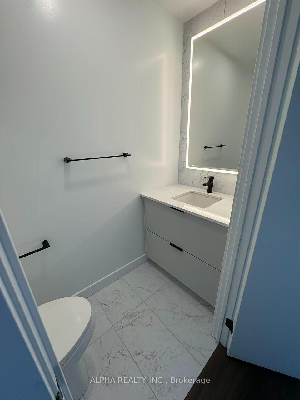 Photo 9 of Unit 4209, 609 Sherbourne Street, Toronto, North St. James Town — HOMEH