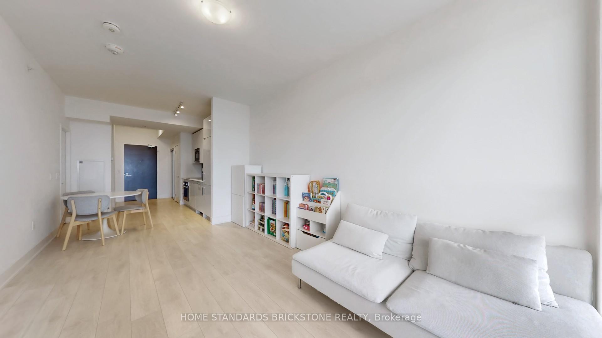 Photo 6 of Unit 2306, 2908 Highway 7, Vaughan, Concord — HOMEH