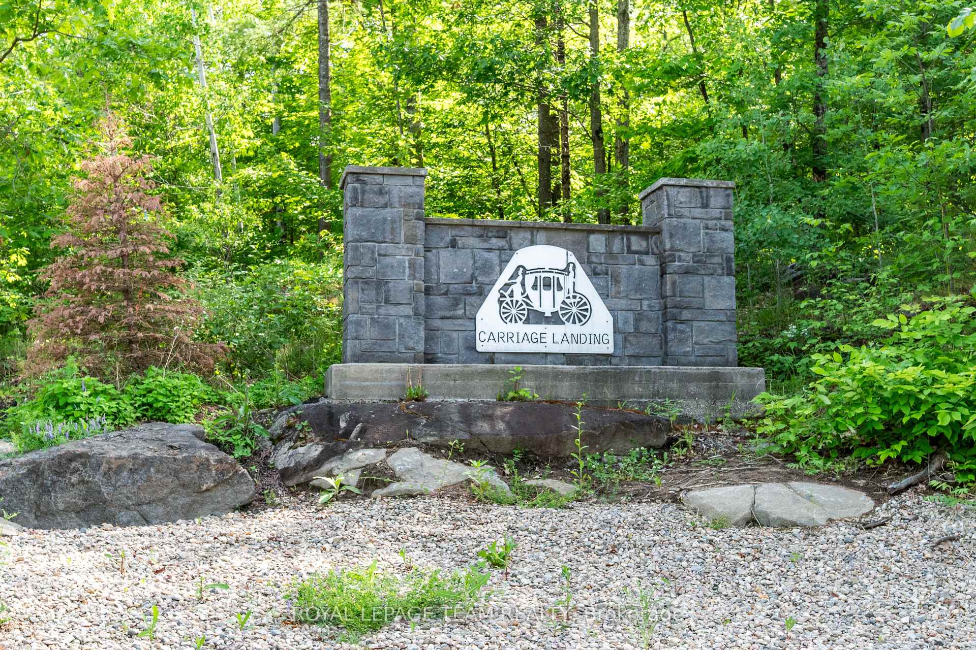 Photo 13 of 77 Carriage Landing Drive, Horton, Horton Twp — HOMEH