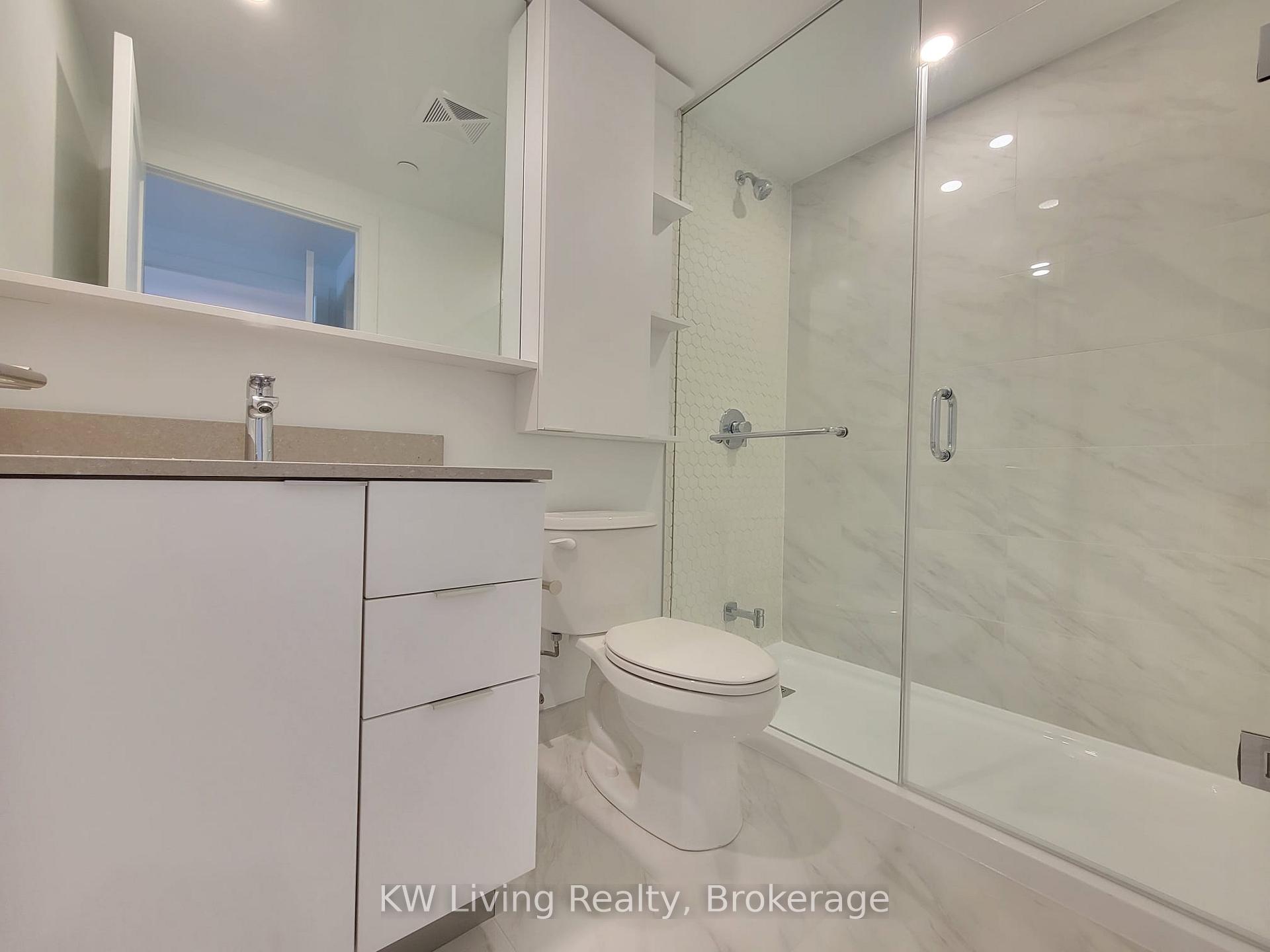 Photo 5 of Unit 1002, 8 Cedarland Drive, Markham, Unionville — HOMEH