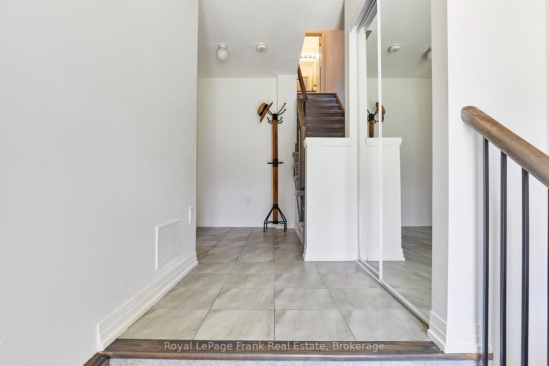 Photo 2 of 26 Clarington Boulevard, Clarington, Bowmanville — HOMEH