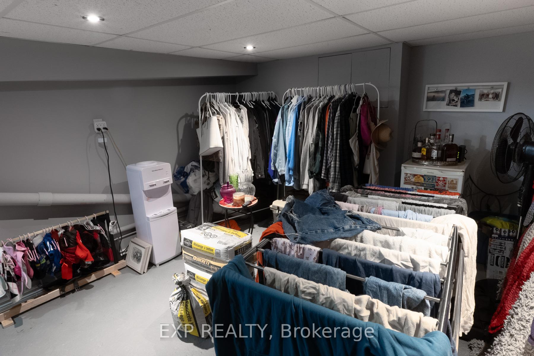 Photo 15 of 35 Ontario Street, Clarington, Bowmanville — HOMEH