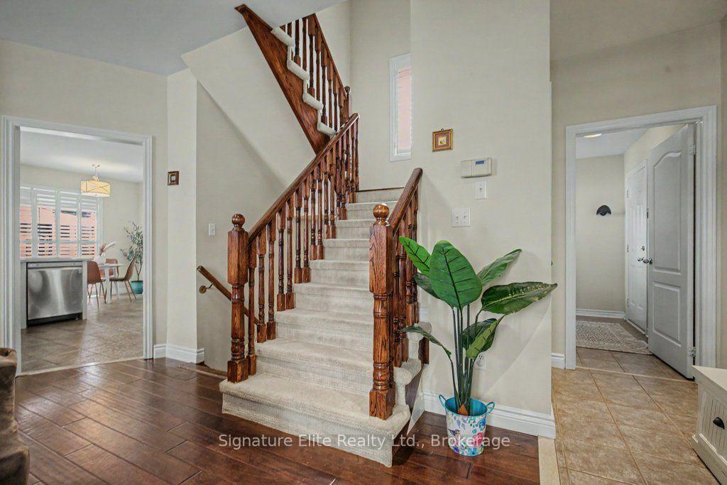 Photo 18 of 48 Hawstead Crescent, Whitby, Brooklin — HOMEH