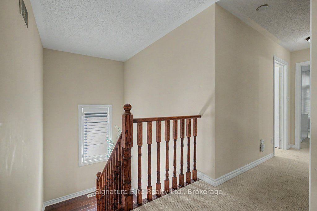Photo 23 of 48 Hawstead Crescent, Whitby, Brooklin — HOMEH