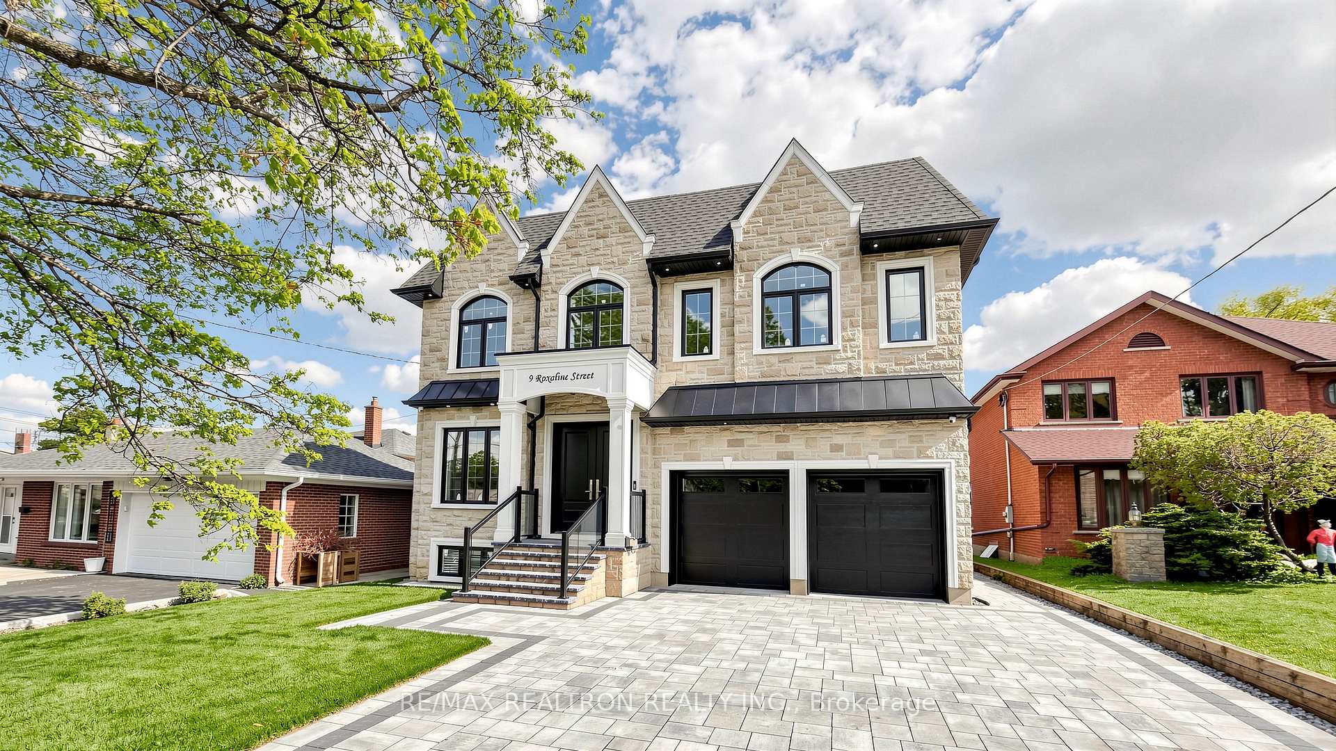 Photo of 9 Roxaline Street