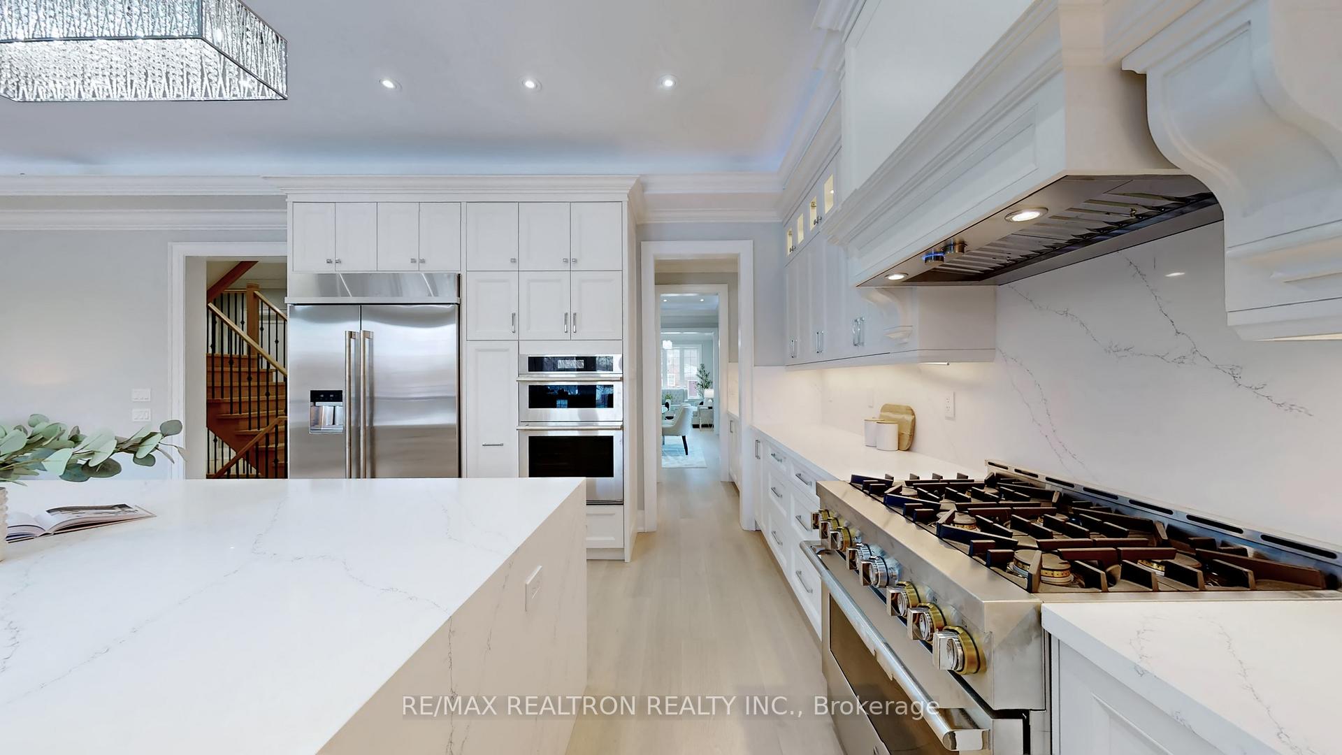 Photo 16 of 9 Roxaline Street, Etobicoke, Humber Heights — HOMEH