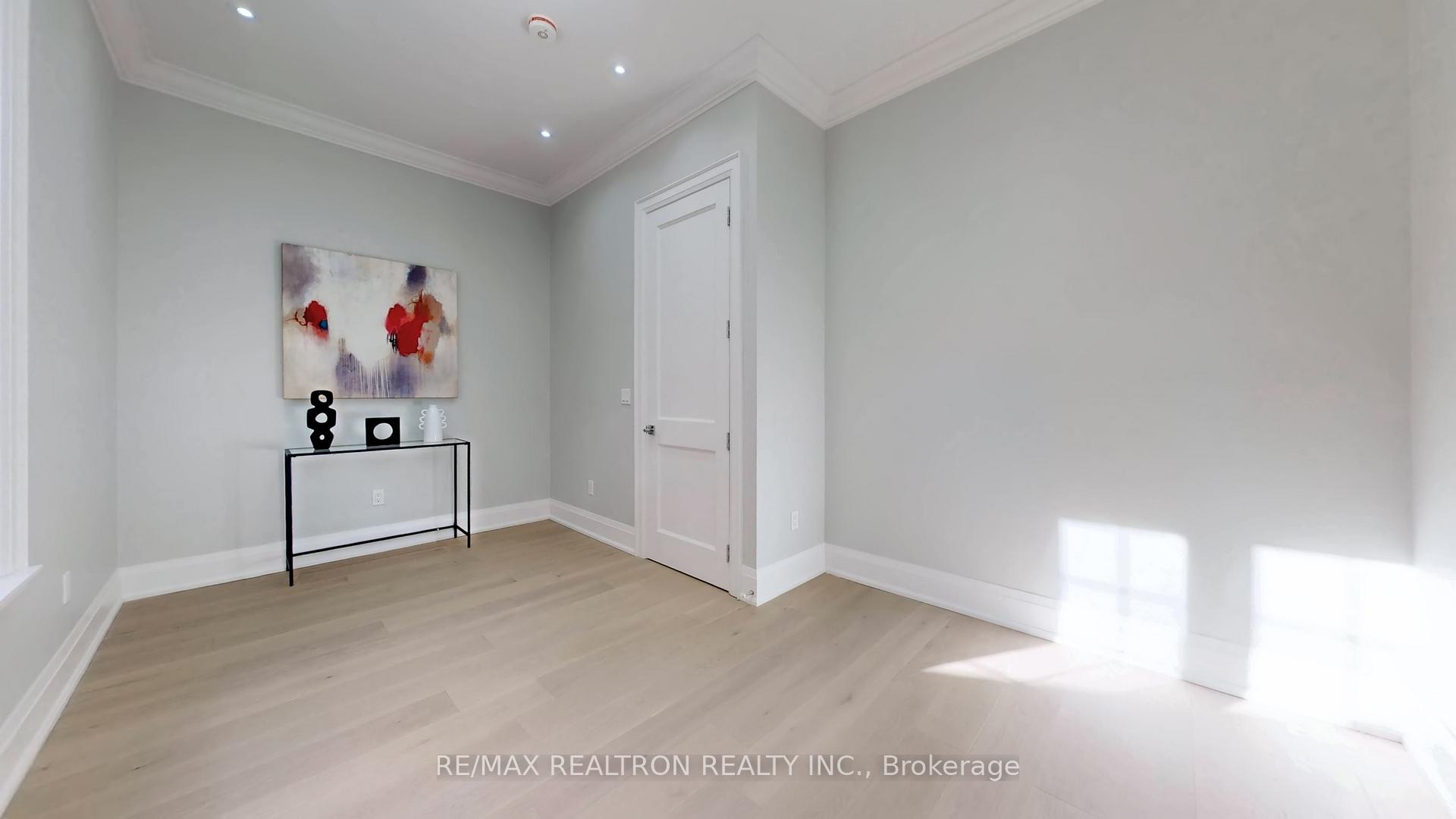 Photo 18 of 9 Roxaline Street, Etobicoke, Humber Heights — HOMEH